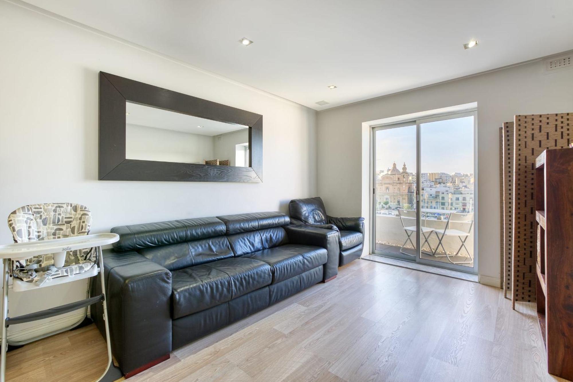 Seafront Apartment-Hosted By Sweetstay Pieta Bagian luar foto